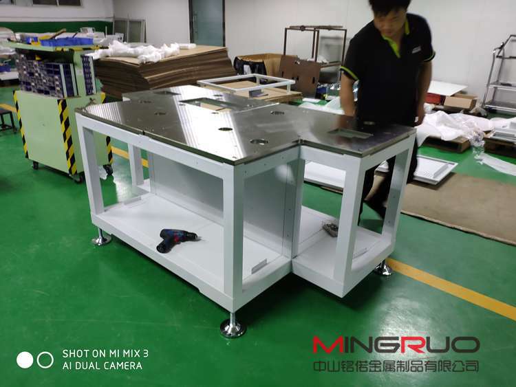 钣金加工不锈钢的有关实用知识_郑州正阳旅游产品开发有限公司